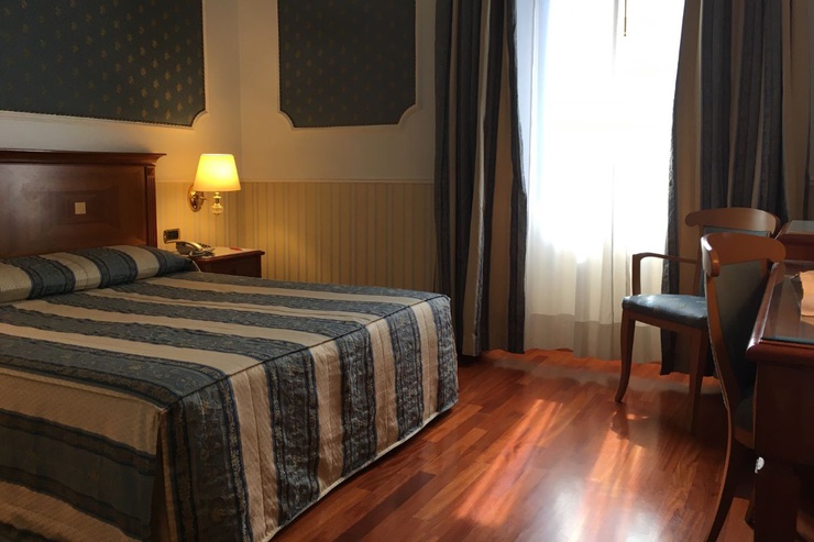 غرفتين مزدوجة أو سريرين المتاخمة فندق أندريولا سنترال ميلان