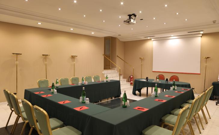 فيردي فندق أندريولا سنترال ميلان فيردي فندق أندريولا سنترال ميلان